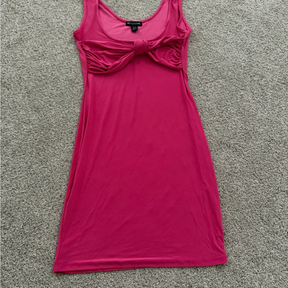 PrettyLittleThing Fuchsia Sleeveless Top